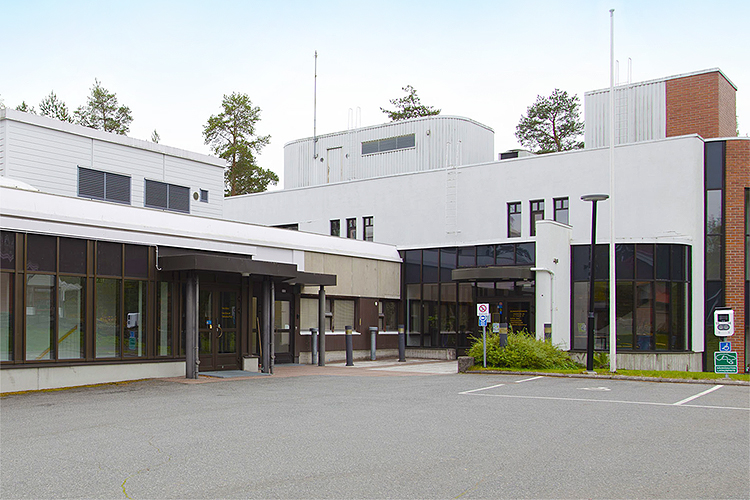 Seurakuntatalon pääty