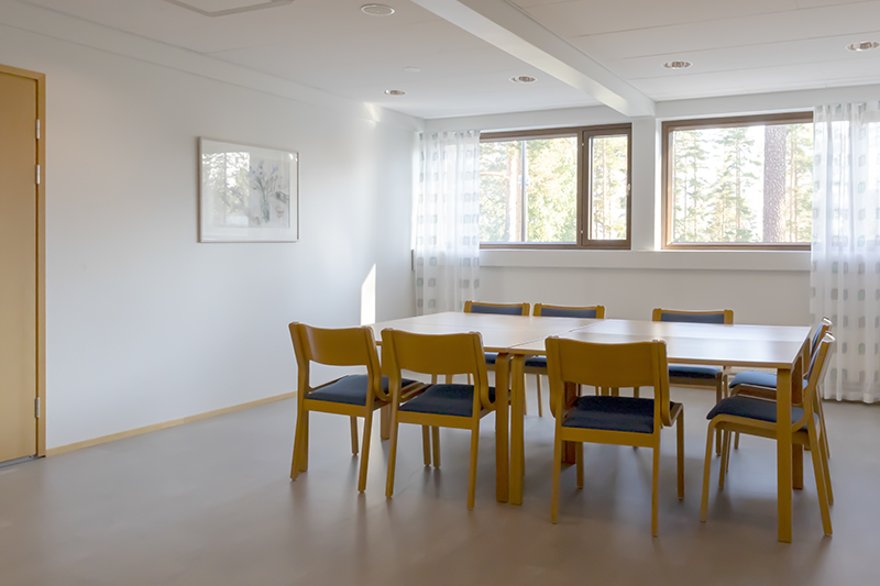 Siilinjärven seurakuntatalon Valo-salin tarjoilutila Valo-salin tarjoilutila