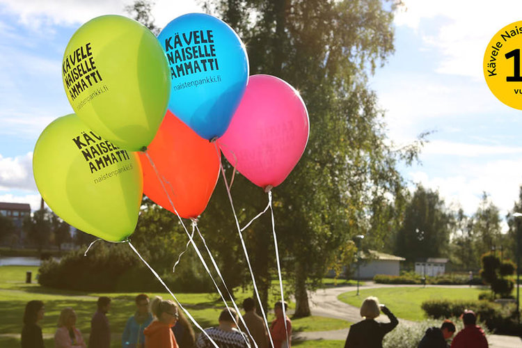 Kävele Naiselle Ammatti Kävele Naiselle Ammatti