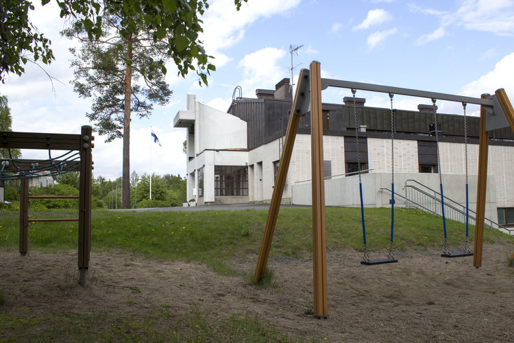 Avaa kuva isommaksi 6_Vuorelan-kirkko-leikkitelineet_IMG_2145_Kuusipalo-Sini-Marja_M.
